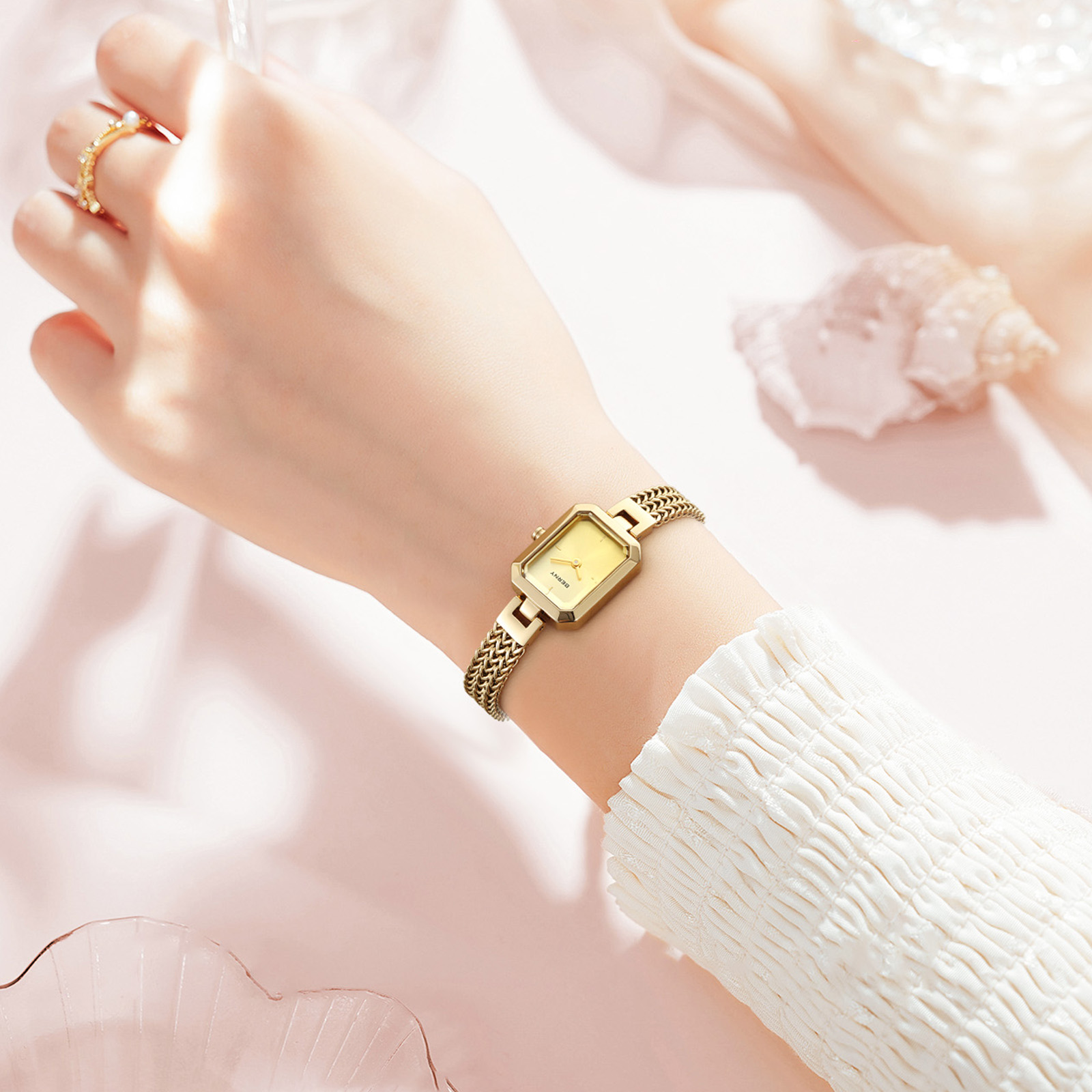 BERNY Gold Watch for Women Min - Mystery Jewelry Jar Watches ulasan dan harga